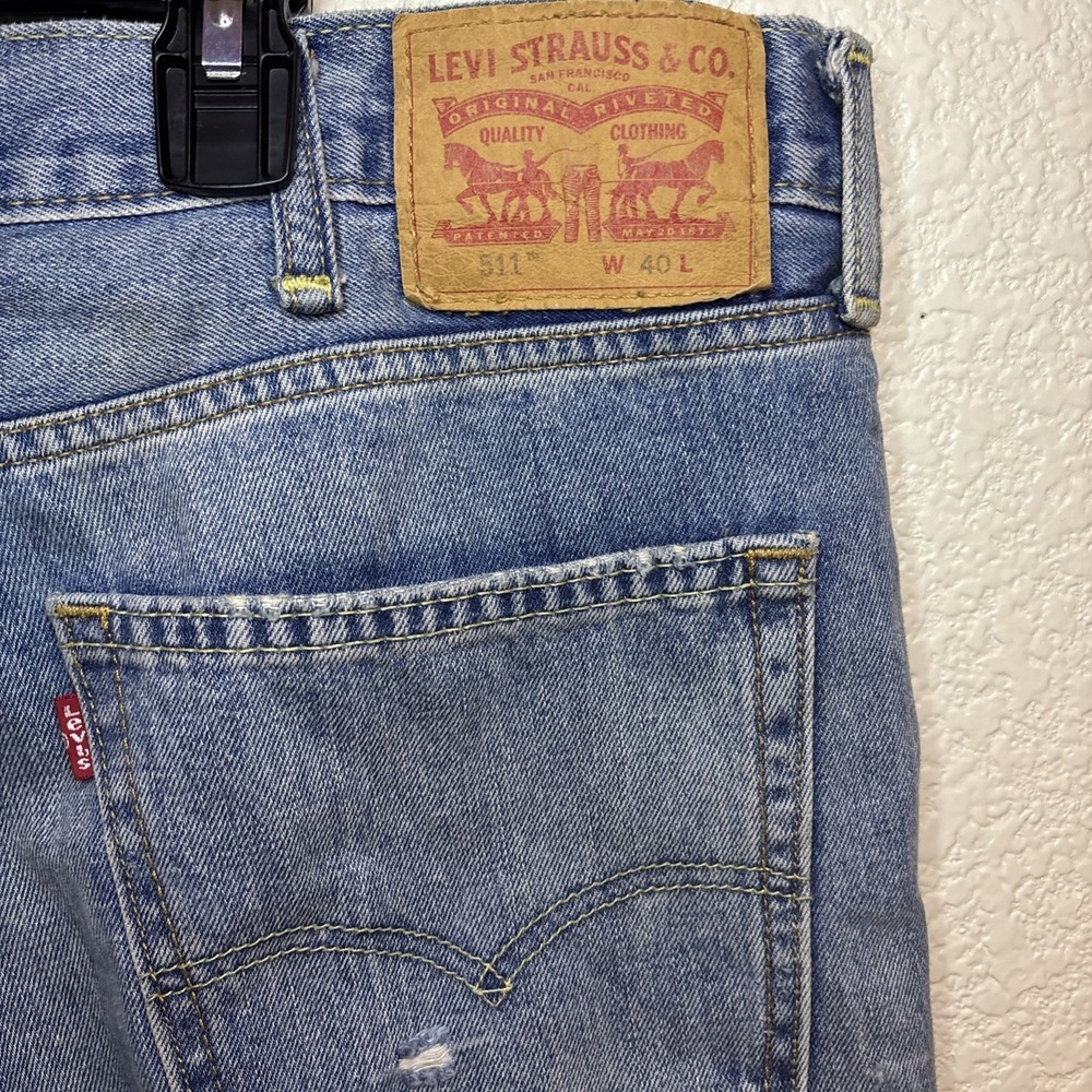 Size 40 Levi Strauss Cut Off Jean Shorts Blue Denim Distressed - Picture 15 of 15